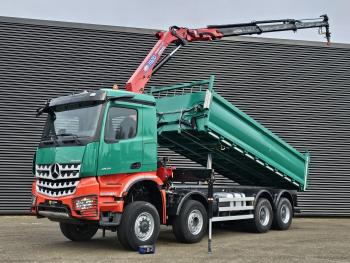 AROCS 4145 / 8X6 / TIPPER + HMF CRANE
